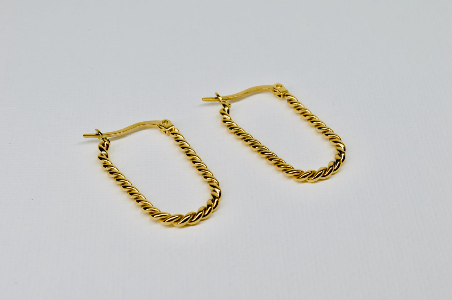 LACE EARRING