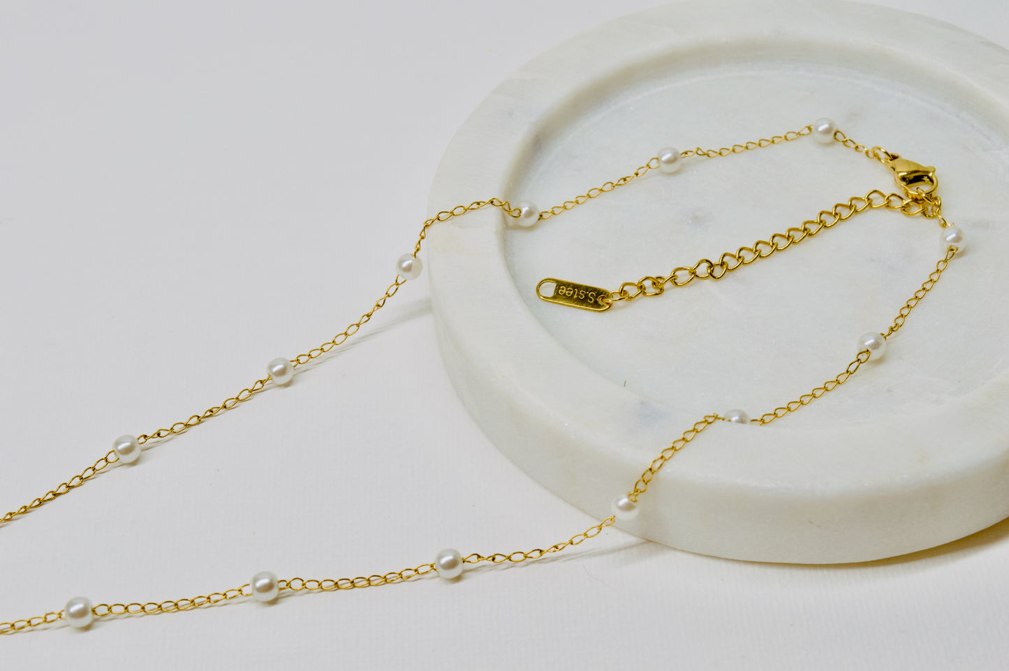 AURORA NECKLACE