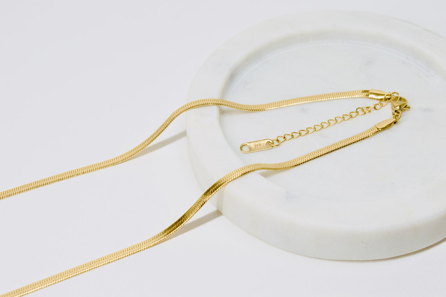 TERESSA NECKLACE