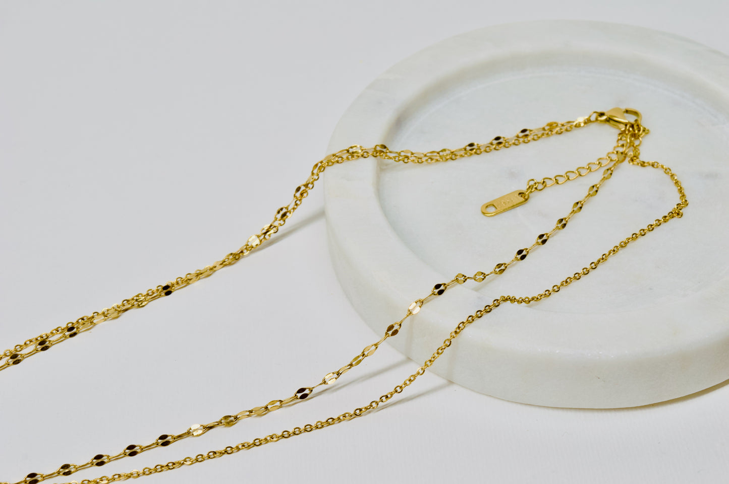ALISA NECKLACE