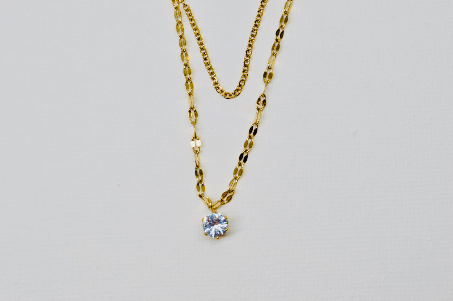 ALISA NECKLACE