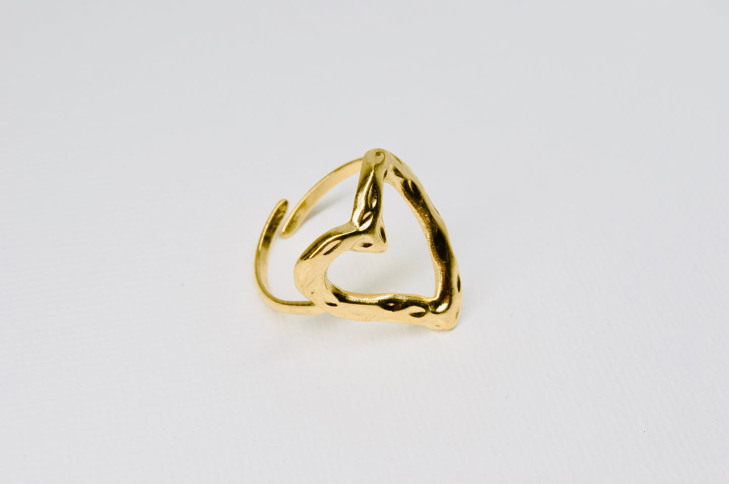 LOVE RING