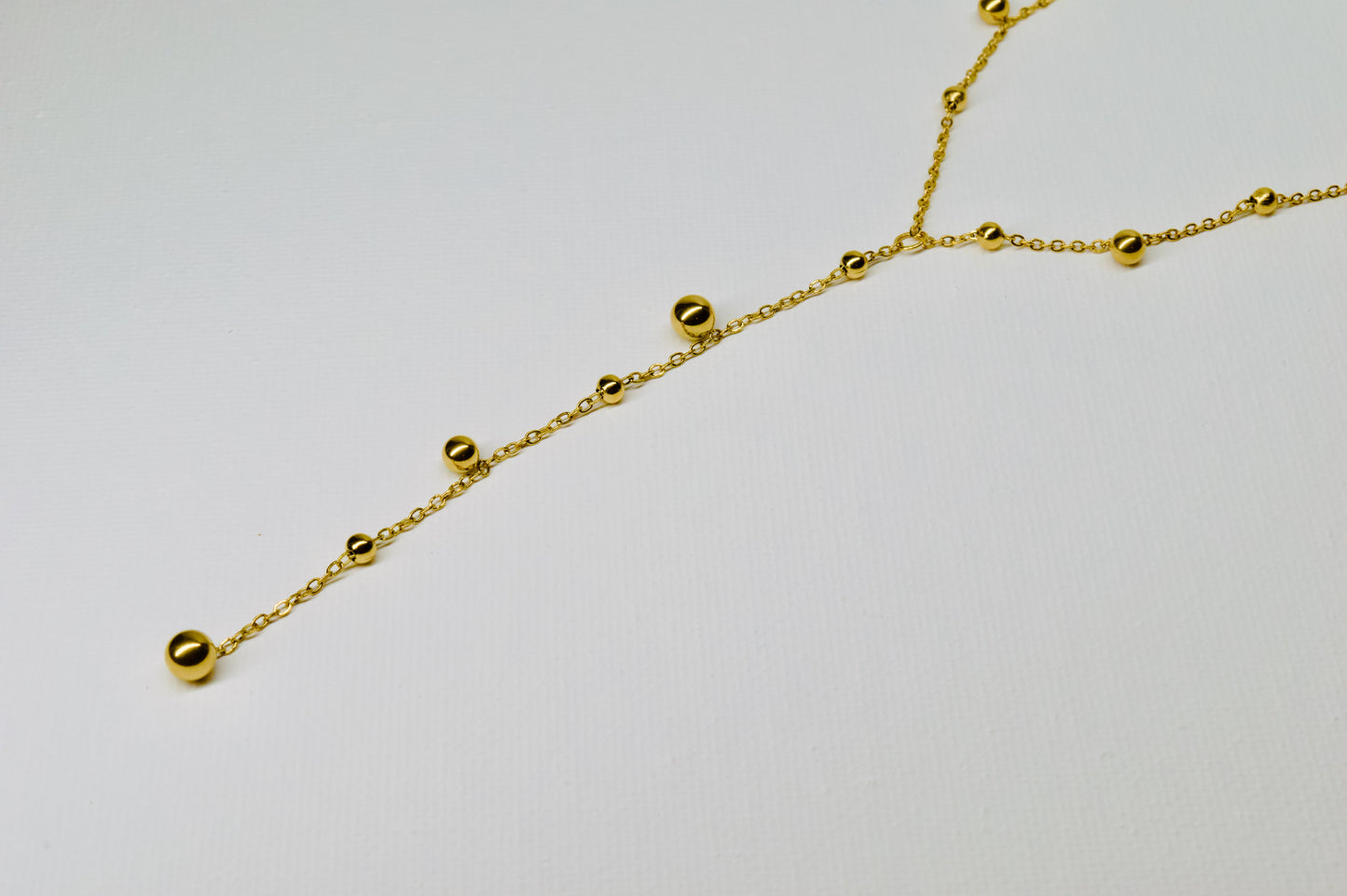 DEMI NECKLACE