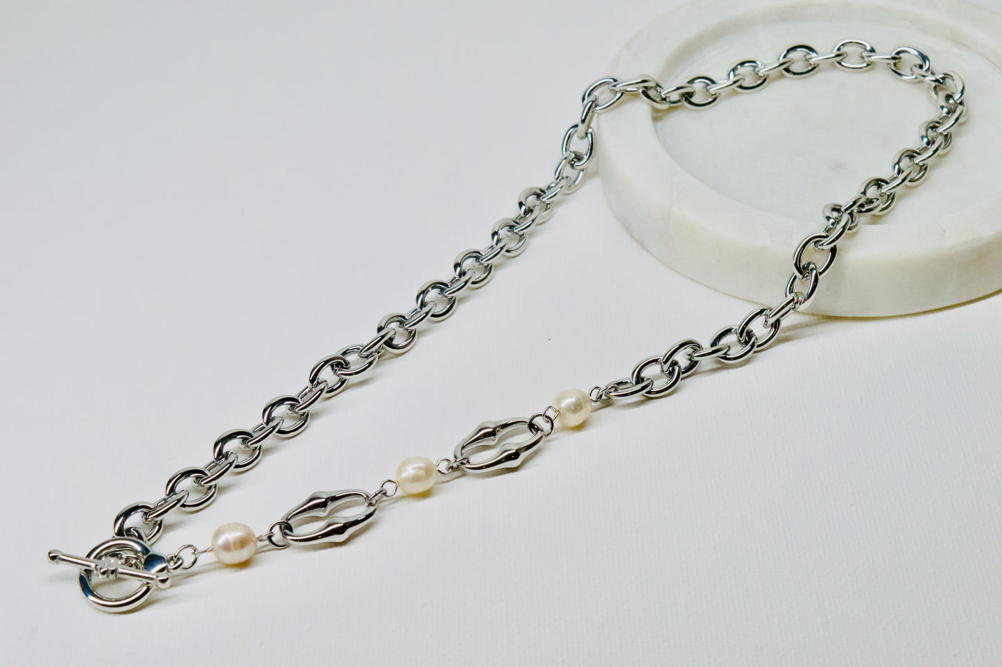 BIANCA NECKLACE