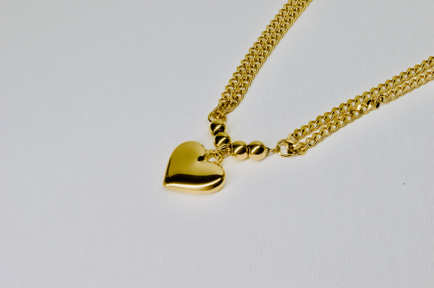 LUCY NECKLACE