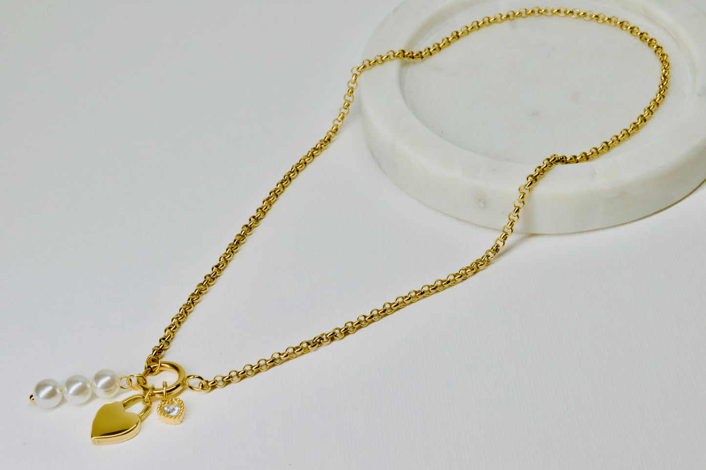 MADIE NECKLACE