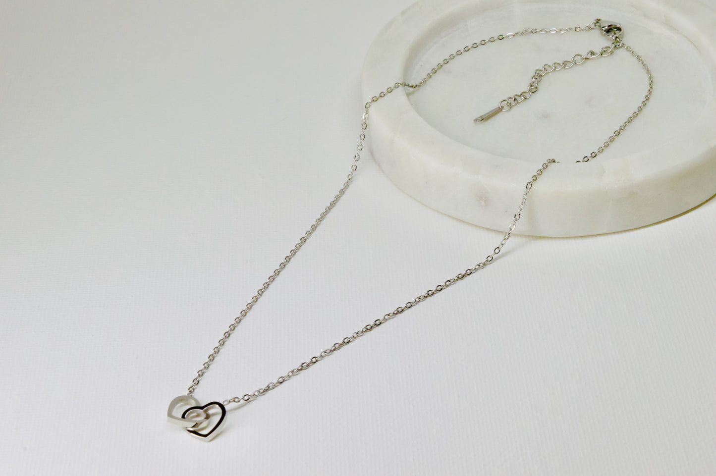 INFINITY LOVE NECKLACE