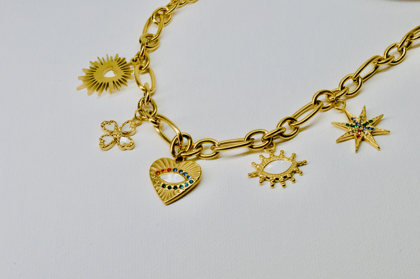 MARY NECKLACE