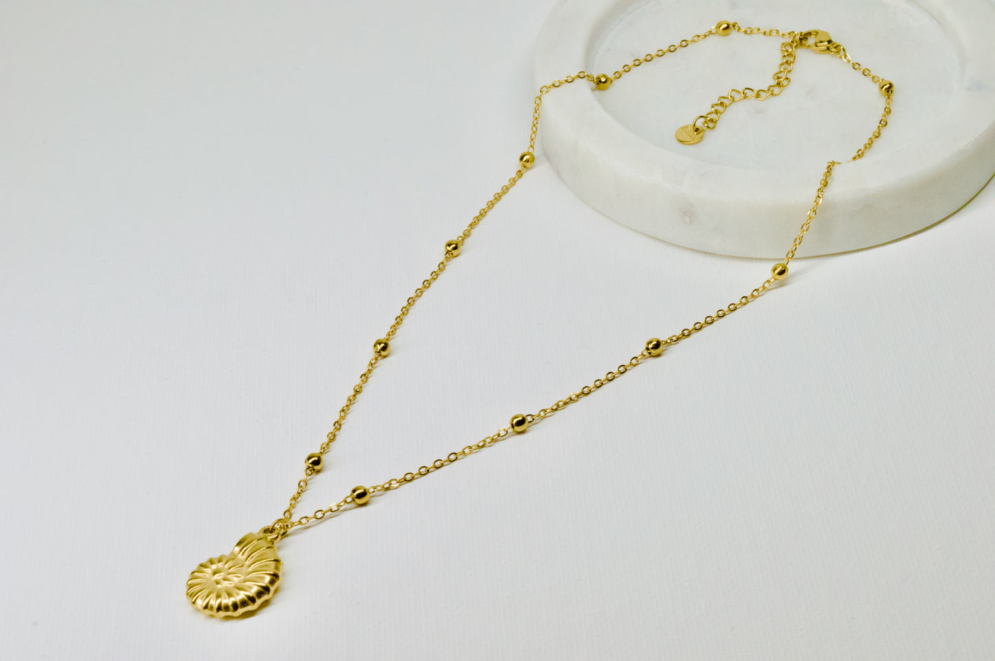 CAROL NECKLACE
