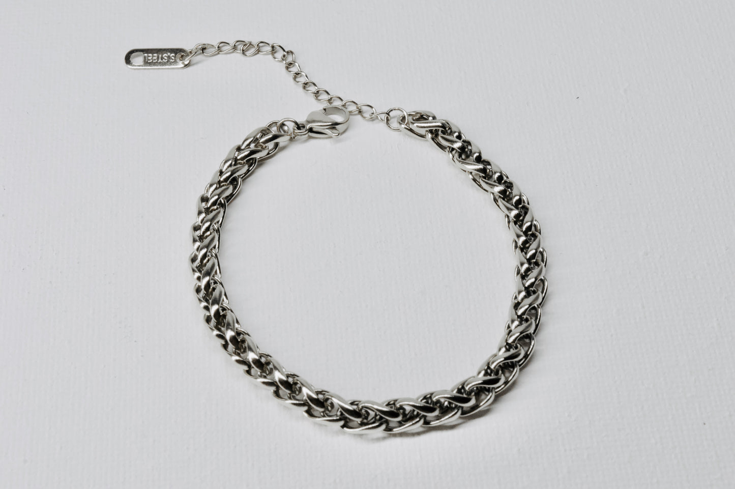 OLIVIA BRACELET