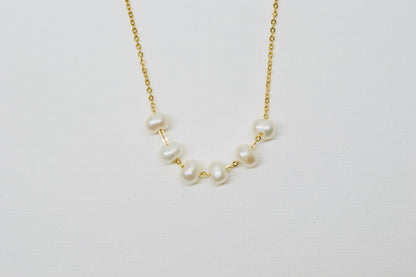 MIA NECKLACE
