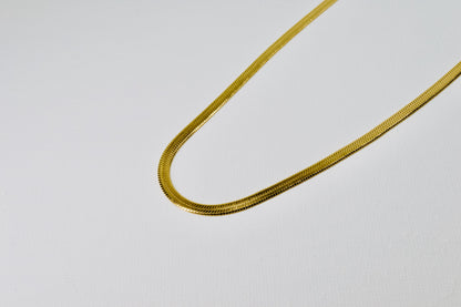 SIMPLE SNAKE NECKLACE