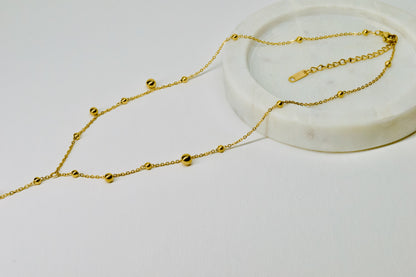 DEMI NECKLACE