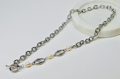 BIANCA NECKLACE