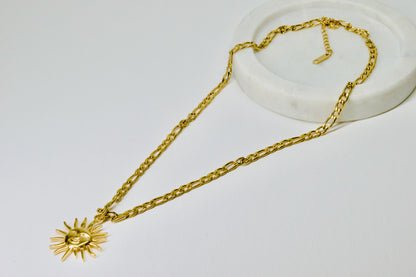SOLANA NECKLACE