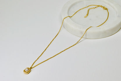 SIA NECKLACE